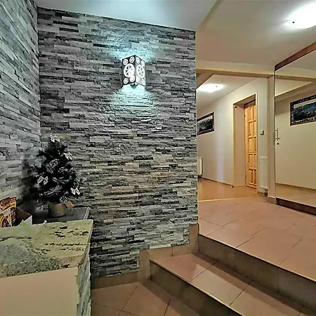 Bed & Breakfast Skalnica 3*